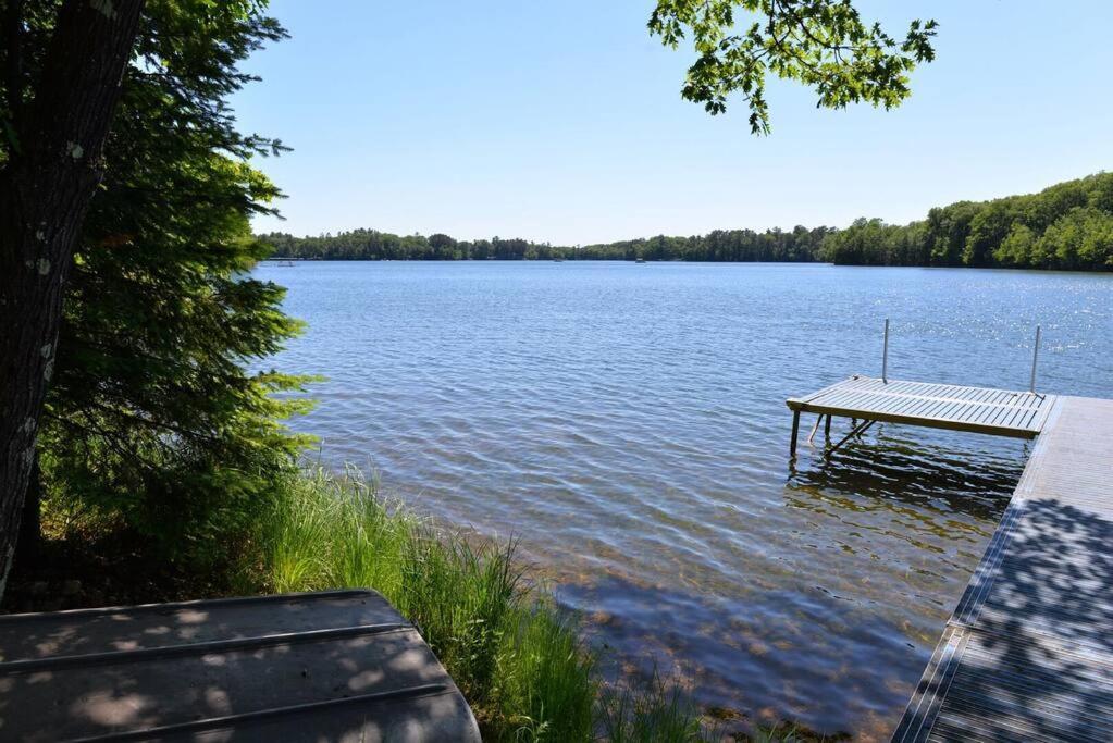 Decompression Zone - Little Spider Lake Arbor Vitae ภายนอก รูปภาพ